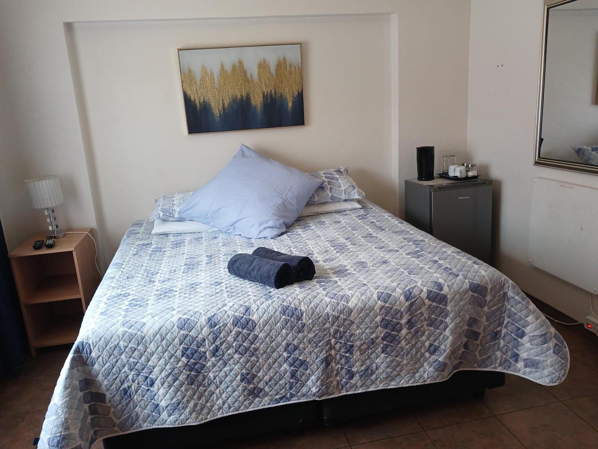 White Rose Guest House Vanderbijlpark Esterno foto